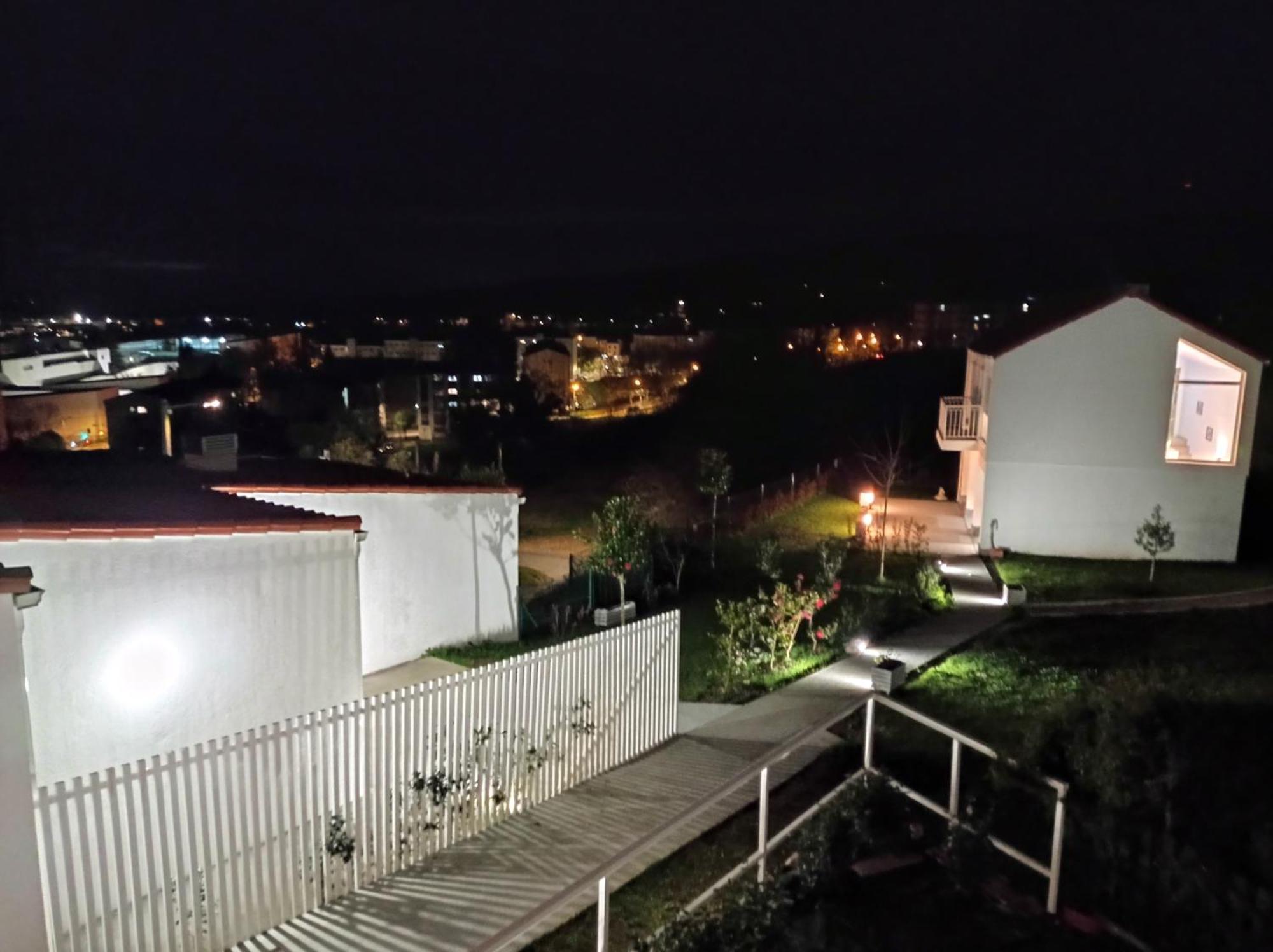 Casas Turisticas Lar Jardin - Parking Privado Santiago de Compostela Exterior foto